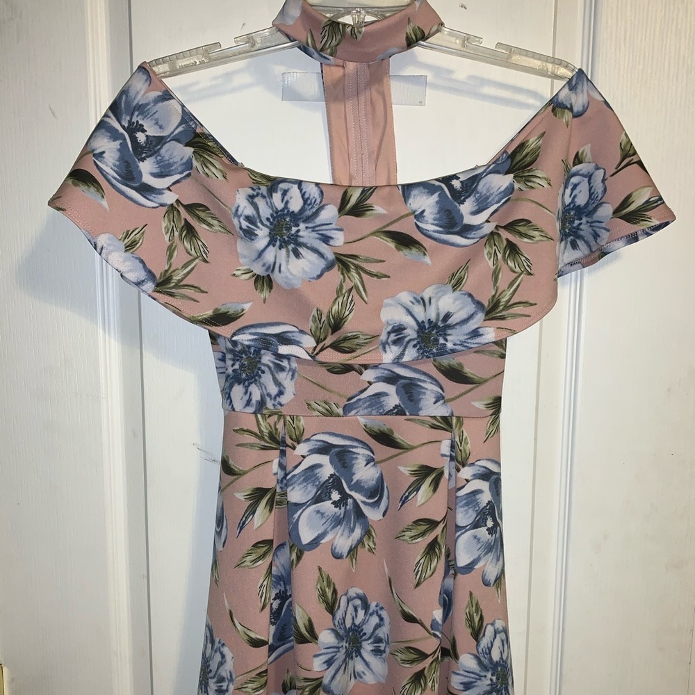 Forever 21 off the shoulder choker dress floral